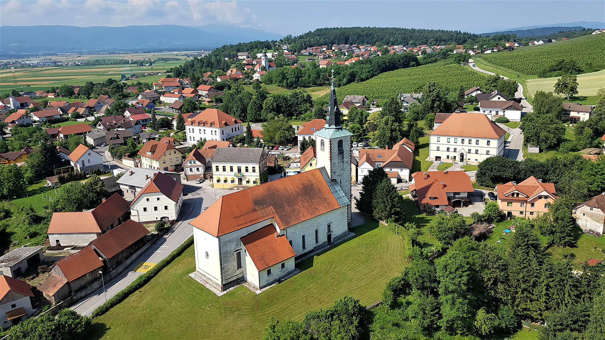 Cerkev Žalostne Matere Božje Romarska cerkev Žalostne Matere Božje v Jeruzalemu